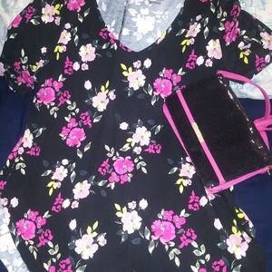 Torrid top black flowery short elbow sleeves very
